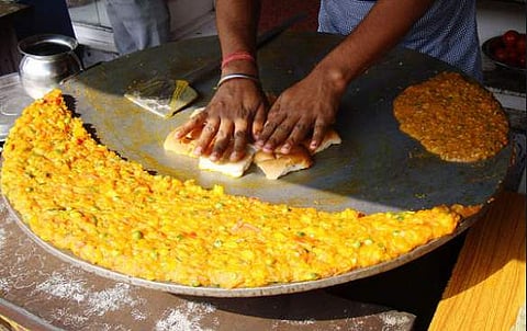 ഇനി തെരുവോരത്തെ രുചികരമായ ഭക്ഷണവും വിരല്‍ത്തുമ്പില്‍; സ്വിഗ്ഗിയും കേന്ദ്രസര്‍ക്കാരും കൈകോര്‍ക്കുന്നു