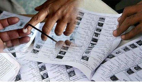 തദ്ദേശ തെരഞ്ഞെടുപ്പ് നവംബർ അവസാനം?, ഈ മാസം അവസാനം വിജ്ഞാപനത്തിന്‌ സാധ്യത ; വോട്ടിങ്‌ യന്ത്രങ്ങളുടെ പരിശോധന തുടങ്ങി