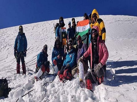 ദിവസം എട്ടുമണിക്കൂര്‍ പ്രയത്‌നം; 21,615 അടി ഉയരത്തില്‍ ഇന്ത്യന്‍ പതാക പാറിച്ച് ഐടിബിപി; ഗംഗോത്രി ദൗത്യം വിജയം