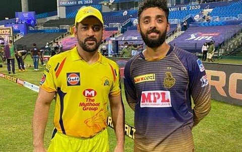 മൂന്ന് വര്‍ഷം മുന്‍പ് ചെപ്പോക്കില്‍ ആള്‍ക്കൂട്ടത്തിനൊപ്പം ഇരുന്നു, ഇത്തവണ ധോനിക്ക് പന്തെറിഞ്ഞു, സ്റ്റംപും ഇളക്കി 