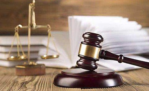 സ്ത്രീധനം നല്‍കിയില്ലെങ്കില്‍ വെടിവച്ച് കൊല്ലുമെന്ന് ഭാര്യയെ ഭീഷണിപ്പെടുത്തി; ജഡ്ജി വാദം കേട്ടത് അര്‍ധരാത്രിയില്‍; സൈനികന്‍ കസ്റ്റഡിയില്‍