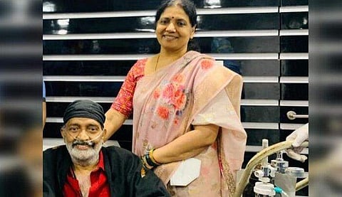 നടൻ രാജശേഖറും ഭാര്യയും