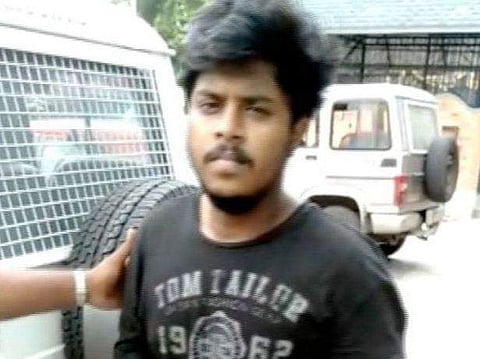 മീൻ വാങ്ങാനെന്ന വ്യാജേന എത്തി മാല മോഷ്ടിച്ചു ; ബൈക്കിൽ കറങ്ങി നടന്ന് കവർച്ചയിലെ മുഖ്യപ്രതിയായ 19 കാരൻ അറസ്റ്റിൽ 