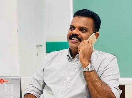 'കൊടുവളളിയിലെ ജനങ്ങള്‍ തനിക്കൊപ്പം'; സ്വതന്ത്ര സ്ഥാനാര്‍ഥിയായി കാരാട്ട് ഫൈസല്‍ പത്രിക നല്‍കി