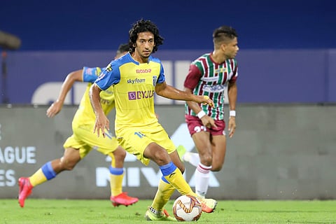 ആദ്യ പകുതി ഗോള്‍രഹിതം; പന്തടക്കത്തിലും പാസിങിലും മുന്നില്‍ നിന്ന് ബ്ലാസ്റ്റേഴ്‌സ്