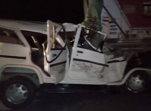 വിവാഹത്തിൽ പങ്കെടുത്ത് മടങ്ങവെ കാർ അപകടത്തിൽപ്പെട്ടു; ആറ് കുട്ടികളടക്കം 14 പേർ മരിച്ചു 