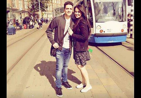 അഭിനന്ദനങ്ങളും എതിർപ്പുകളുമായി രാജ്യമാകെ ശ്രദ്ധിച്ച വിവാഹം; ഒടുവിൽ ആ ഐഎഎസ് ദമ്പതികൾ വേർപിരിയുന്നു 