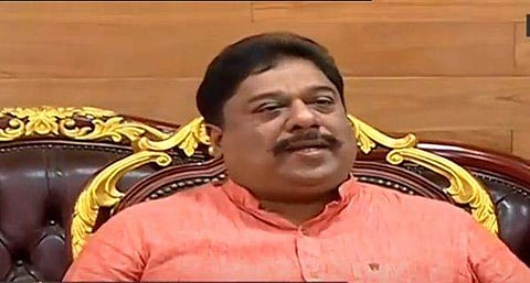 'ബാര്‍കോഴക്കേസ് ഒതുക്കിയത് പിണറായി ; രമേശ് ചെന്നിത്തലയുടെ ഭാര്യ വിളിച്ച് കരഞ്ഞു പറഞ്ഞു'