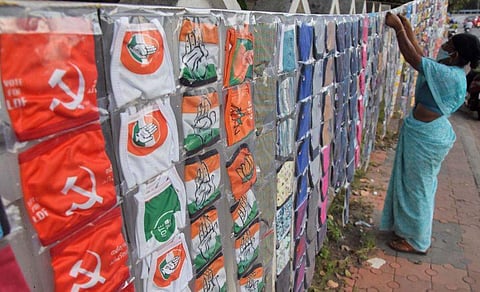 പൊതുസ്ഥലങ്ങളില്‍ തെരഞ്ഞെടുപ്പ് പരസ്യം പതിക്കുന്നതിനെതിരെ പരാതി ലഭിച്ചാല്‍ നടപടി