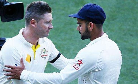 ആദ്യ ടെസ്റ്റില്‍ കോഹ്‌ലി എന്തെങ്കിലും ചെയ്യണം, അതല്ലെങ്കില്‍ 4-0 ഉറപ്പ്: മൈക്കല്‍ ക്ലര്‍ക്ക് 