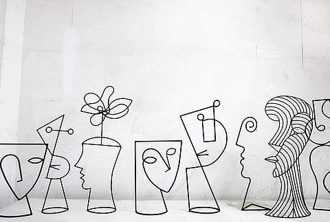 'ദൈവത്തിന് നിരക്കാത്ത വൈദ്യുതി'- എം.ആര്‍. വിഷ്ണുപ്രസാദ് എഴുതിയ കവിത