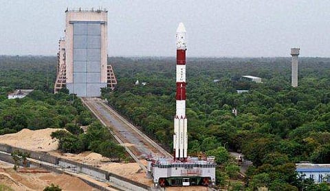 പിഎസ്എല്‍വി-സി 49 വിക്ഷേപണം നാളെ; കൗണ്ട്ഡൗൺ ആരംഭിച്ചു 