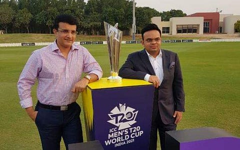 ഇന്ത്യയിലെ കോവിഡ് വ്യാപനം കണ്ടില്ലേ? ടി20 ലോകകപ്പിന്റെ വേദി മാറ്റണമെന്ന് പാക് ക്രിക്കറ്റ് ബോര്‍ഡ് 