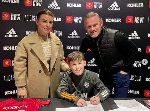 മാഞ്ചസ്റ്റര്‍ യുനൈറ്റഡുമായി കരാര്‍ ഒപ്പിട്ട് വെയ്ന്‍ റൂണിയുടെ മകന്‍/ഫോട്ടോ: ഇന്‍സ്റ്റഗ്രാം