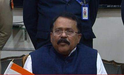 മിസോറാം ഗവര്‍ണര്‍ പിഎസ് ശ്രീധരന്‍ പിള്ള ഡല്‍ഹിയില്‍ വാര്‍ത്താ സമ്മേളനത്തില്‍/  ടെലിവിഷന്‍ ചിത്രം