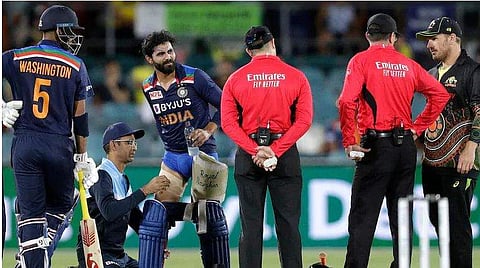 കളി നിര്‍ത്തി ഫിസിയോയെ വിളിക്കേണ്ടത് അമ്പയറാണ്, ഇന്ത്യയുടെ ഭാഗത്ത് പിഴവില്ല: അനില്‍ കുംബ്ലേ