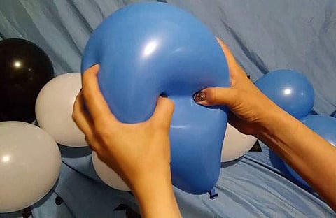 ഒരു മിനിറ്റില്‍ എത്ര ബലൂണ്‍ പൊട്ടിക്കാനാവും?: സ്മാര്‍ട്ട്‌ഫോണ്‍ സമ്മാനം!; ഓണ്‍ലൈന്‍ ഗെയിയുമായി എക്‌സൈസ് വകുപ്പ് 