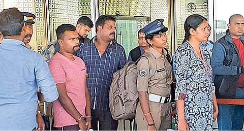 ഉടക്കിട്ട് സിഐഎസ്എഫ് ; മുംബൈയിൽ കുടുങ്ങിയ ശാന്തൻപാറ കൊലക്കേസ് പ്രതികളായ ലിജിയെയും വസീമിനെയും ഇന്ന് കൊച്ചിയിലെത്തിക്കും