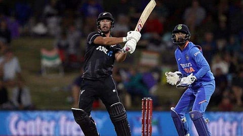 31 വര്‍ഷത്തിന് ശേഷം വൈറ്റ് വാഷ് അറിഞ്ഞ് ഇന്ത്യ; ബേ ഓവലിലും കിവീസ്, തകര്‍പ്പന്‍ ജയം 5 വിക്കറ്റിന് 