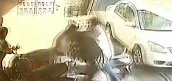 പട്ടാപ്പകല്‍ യൂത്ത് കോണ്‍ഗ്രസുകാരന് ഡിസിസി ജനറല്‍ സെക്രട്ടറിയുടെ ക്രൂരമര്‍ദനം; ബാറ്റ് കൊണ്ട് തലയ്ക്കടിച്ചു വീഴ്ത്തി