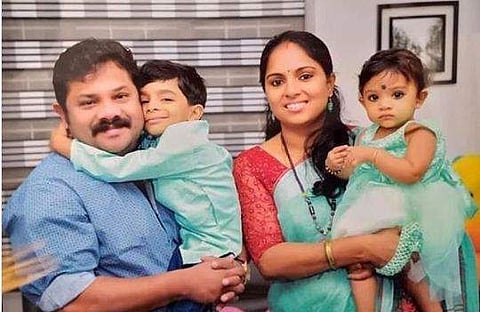 'ചേച്ചിക്ക് ഉയരം കൂടുതല്‍ ആണോ ചേട്ടാ'; മറുപടിയുമായി ഹരീഷ് കണാരന്‍