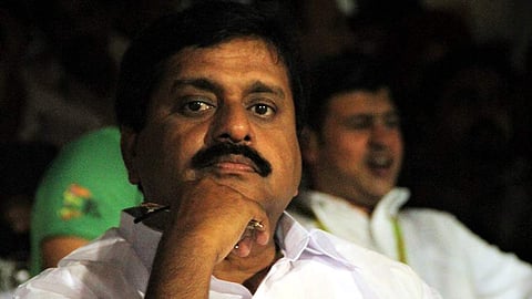 അനധികൃത സ്വത്ത് സമ്പാദനക്കേസ്: വി എസ് ശിവകുമാര്‍ ഒന്നാംപ്രതി; വിജിലന്‍സ് എഫ് ഐ ആര്‍