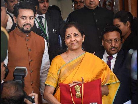 ബജറ്റ് അവതരിപ്പിക്കാനെത്തുന്ന കേന്ദ്ര  ധനമന്ത്രി നിര്‍മല സീതാരാമന്‍/ചിത്രം: പിടിഐ