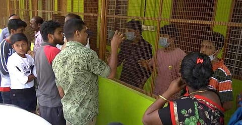 അഗതിമന്ദിരത്തിലെ മരണങ്ങള്‍ കൊറോണ മൂലമല്ലെന്ന് കലക്ടര്‍; ആന്തരികാവയവങ്ങള്‍ വിഷാംശ പരിശോധനയ്ക്കയച്ചു; റിപ്പോര്‍ട്ട് തേടി ആരോഗ്യമന്ത്രി