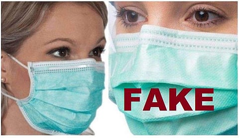 പച്ച അകത്തോ പുറത്തോ ആവട്ടെ, അതു ഫെയ്ക്ക് മെസേജ്; കുറിപ്പ് 