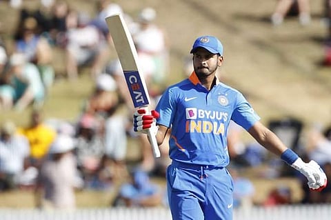 കന്നി സെഞ്ച്വറിയുമായി കടിഞ്ഞാണ്‍ ഏറ്റെടുത്ത് ശ്രേയസ്സ്, അര്‍ധ സെഞ്ച്വറിയുമായി രാഹുല്‍ ; ഇന്ത്യ മികച്ച സ്‌കോറിലേക്ക്