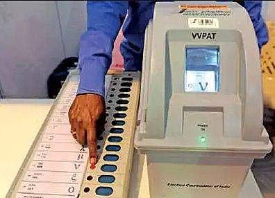 വോട്ടിങ് യന്ത്രങ്ങൾക്ക് ഊഴമിട്ട് കാവലിരിക്കും; എക്സിറ്റ് പോൾ ഫലത്തിന് പിന്നാലെ ആം ആ​ദ്മി പാർട്ടി