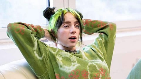 സം​ഗീതനിശയിൽ വസ്ത്രമുരിഞ്ഞ് ​ഗ്രാമി ജേതാവ്; പ്രതിഷേധം ബോഡി ഷെയ്മിങ്ങിനെതിരെ, വിഡിയോ 