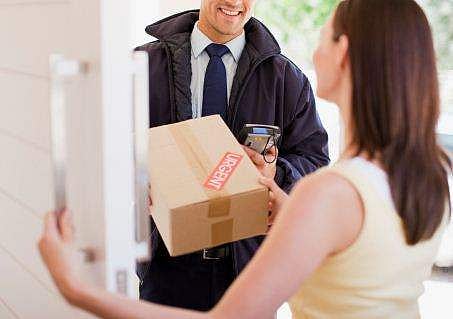 പ്ലാസ്റ്റിക്കില്‍ കൊറോണ വൈറസിനെ മൂന്ന് ദിവസത്തോളം പേടിക്കണം, സ്റ്റെയിന്‍ലെസ് സ്റ്റീലിലും കാര്‍ഡ് ബോര്‍ഡിലും മണിക്കൂറുകള്‍; വീട്ടിലെത്തുന്ന മരുന്ന് പെട്ടി വരെ വില്ലന്‍ 