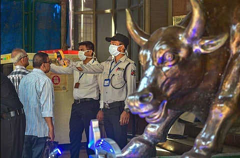 കൊറോണ; നാഗ്പൂരിലും നാസിക്കിലും നിരോധനാജ്ഞ; ആള്‍ക്കൂട്ടത്തിന് പൂര്‍ണവിലക്ക് 