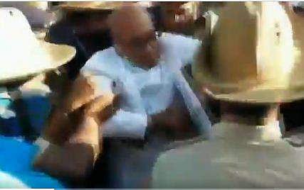 കര്‍ണാടകയിലെ റിസോര്‍ട്ടില്‍ വിമത എംഎല്‍എമാരെ കാണാനെത്തി; കോണ്‍ഗ്രസ് നേതാവ് ദിഗ്‌വിജയ് സിങ് കരുതല്‍ തടങ്കലില്‍