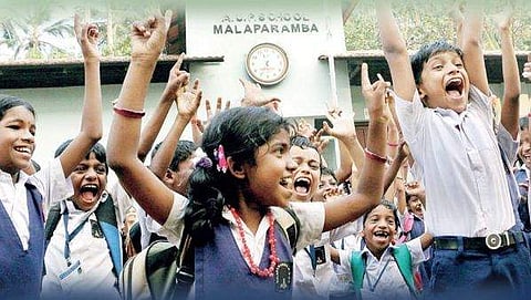 കോവിഡിനോട് പൊരുതുമ്പോഴും കേരളത്തിന് അഭിമാന നേട്ടം; വിദ്യാഭ്യാസ മേഖലയിലെ മികവിന് വീണ്ടും ഒന്നാം സ്ഥാനം