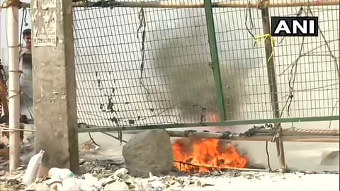 ജനത കര്‍ഫ്യൂവിനിടെ ഷഹീന്‍ബാഗ് സമരപന്തലിന് നേരെ പെട്രോള്‍ ബോംബ് എറിഞ്ഞു