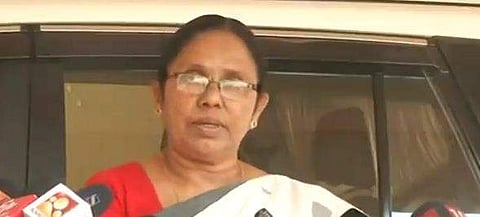 രോഗികളെ ആശുപത്രിയിലേക്ക് മാറ്റുന്നത് പ്രോട്ടോകോള്‍ പ്രകാരം; വൈകിയിട്ടില്ലെന്ന് ആരോഗ്യമന്ത്രി