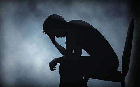 വീട്ടിലിരിക്കുന്നതിന്റെ സമ്മർദ്ദം; മാനസിക വിഷമങ്ങള്‍ പരിഹരിക്കാന്‍ ഓണ്‍ലൈന്‍ കൗണ്‍സിലിങ്  