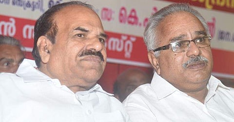 മാധ്യമങ്ങളെ ഭീഷണിപ്പെടുത്തി വരുതിയിലാക്കാനുള്ള ഹീന തന്ത്രമെന്ന് കോടിയേരി; അടിയന്തരാവസ്ഥയെ വെല്ലുന്ന നടപടിയെന്ന് കാനം