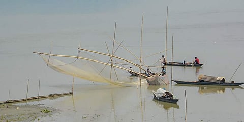 ലോക്ക്ഡൗണ്‍ കാരണം പട്ടിണി; യുപിയില്‍ അമ്മ അഞ്ച് മക്കളെ ഗംഗയിലെറിഞ്ഞു