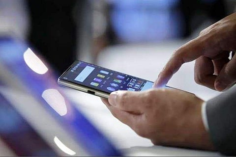 റവന്യൂ സര്‍ട്ടിഫിക്കറ്റുകള്‍ ഇനി മൊബൈല്‍ വഴിയും  ; ലഭിക്കുക 24 ഇനം സര്‍ട്ടിഫിക്കറ്റുകള്‍