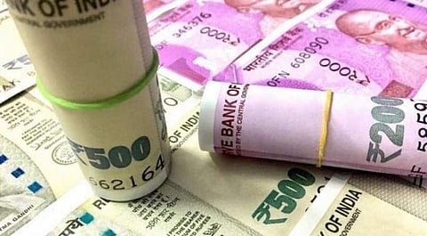 സാലറി ചലഞ്ച്‌; ജീവനക്കാരുടെ അഞ്ച്‌ മാസത്തെ ഡിഎ മരവിപ്പിക്കാന്‍ സര്‍ക്കാര്‍ നീക്കം