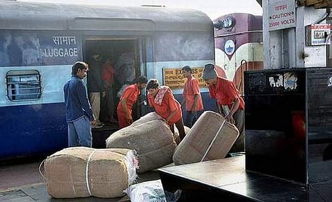 പാഴ്സൽ അയക്കാം; ഓഖ- തിരുവനന്തപുരം ട്രെയിൻ നാളെ പുറപ്പെടും 