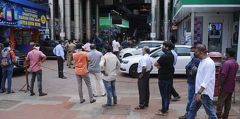 കേരളം ലോക്ക്ഡൗണ്‍ ചട്ടങ്ങള്‍ ലംഘിച്ചെന്ന് കേന്ദ്രം ; സംസ്ഥാനത്തോട് വിശദീകരണം തേടി