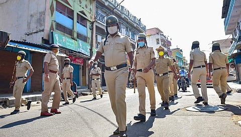 കണ്ണൂരില്‍ ലോക്ക്ഡൗണ്‍ ലംഘിച്ച് നമസ്‌കാരം : നാലുപേര്‍ അറസ്റ്റില്‍