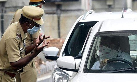 ലോക്ക്ഡൗണ്‍ ലംഘിച്ച് പുറത്തിറങ്ങിയാല്‍ അറസ്റ്റ് : മുന്നറിയിപ്പുമായി ഐ ജി അശോക് യാദവ്