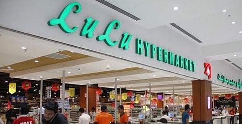 ലുലു മാള്‍ അടച്ചു; കളമശേരി കണ്ടെയ്ന്‍മെന്റ് സോണില്‍