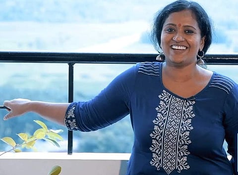 സാധനങ്ങള്‍ മേടിക്കാന്‍ അച്ഛനൊപ്പം പോയി, പൊലീസ് തടഞ്ഞു; അബദ്ധം പറ്റിയത് തുറന്നുപറഞ്ഞ് മഞ്ജു, വിഡിയോ 