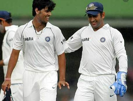 ''എന്തുകൊണ്ട്‌ ഞാന്‍ ടീമിലില്ല എന്ന്‌ ധോനിയോട്‌ ചോദിച്ചു, ഭാഗ്യമില്ലാത്തത്‌ കൊണ്ടാവാം എന്നായിരുന്നു ധോനിയുടെ മറുപടി''